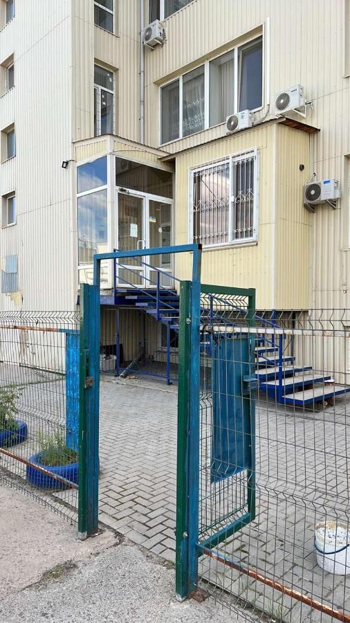 Евро Студия Возле Метро Академика Павлова Charkov Buitenkant foto
